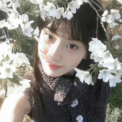 掷斧人